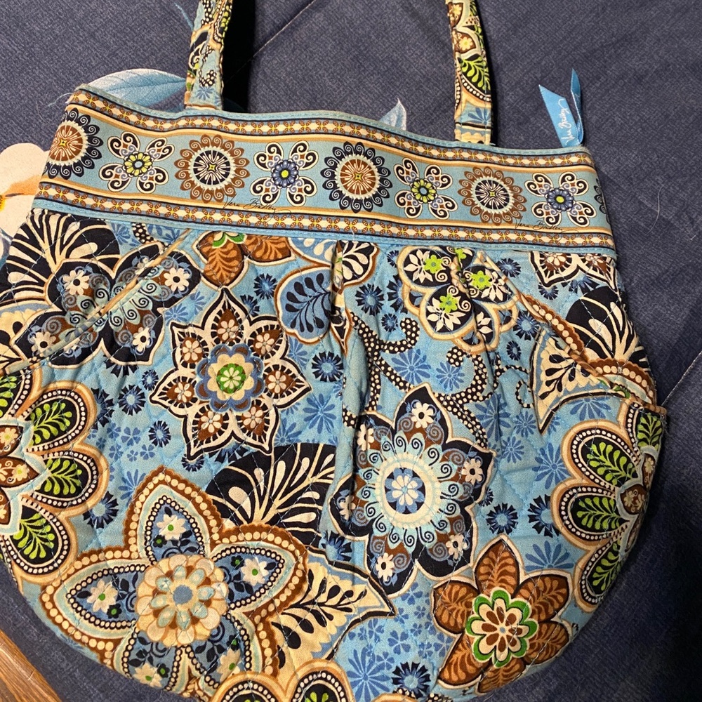 SALE: Vera Bradley purse